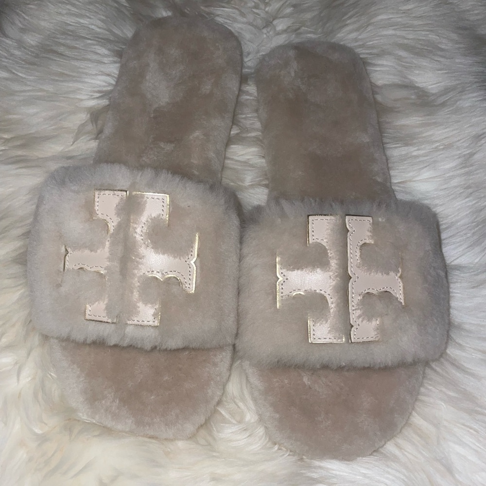 Brand new Tory Burch fury flip flops